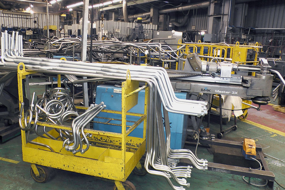 Трубы, согнутые на трубогибе MASTER.3X на петербургском тракторном заводе